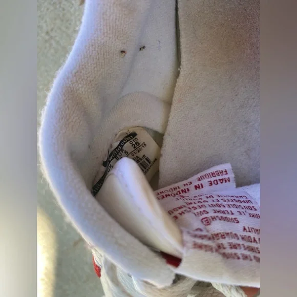 NIKE Stamina Red Swoosh Cheer Shoes Sneakers, Size 9 - Picture 5 of 7